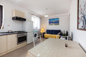 SPA83- Bright Apartment with views